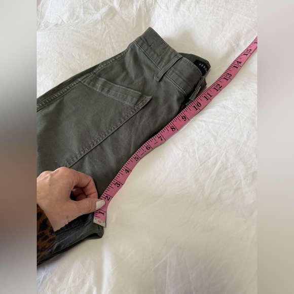 Veronica Beard | Women’s SZ 27 | Olive Charlie Barrel Leg High Rise Cargo Pants - Picture 6 of 8